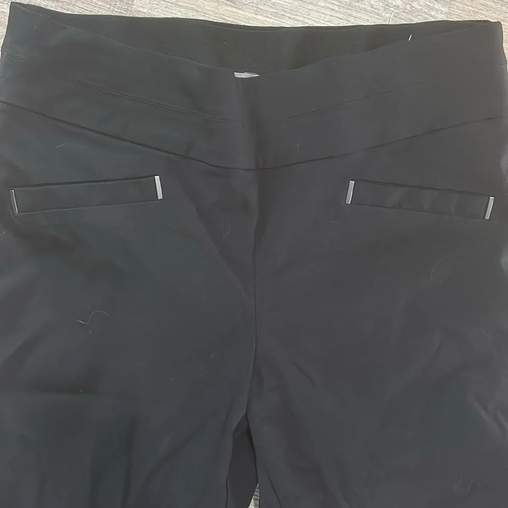 Maurice’s stretchy pants - Picture 2 of 4